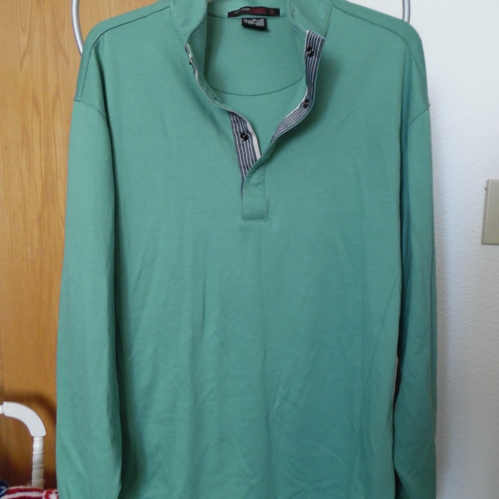 Tiger Woods/ Henley